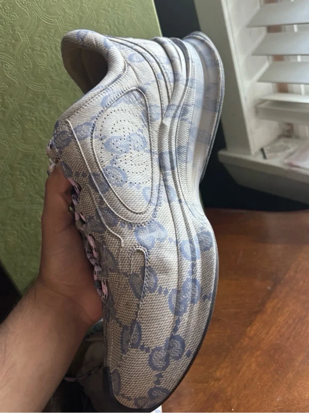NEW GUCCI MEN'S BEIGE BLUE GG GUCCISSIMA PRINT RUN SNEAKERS SHOES GG10